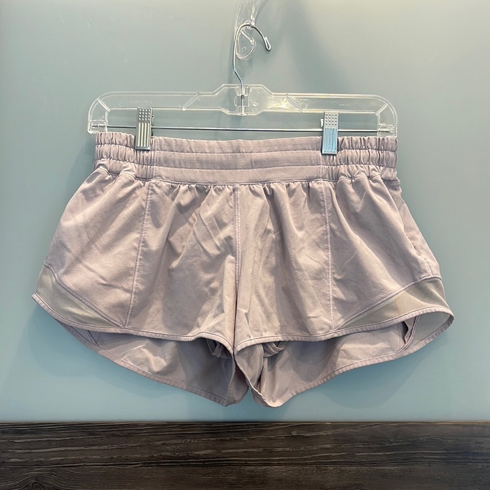 Lululemon hotty hot 2.5”